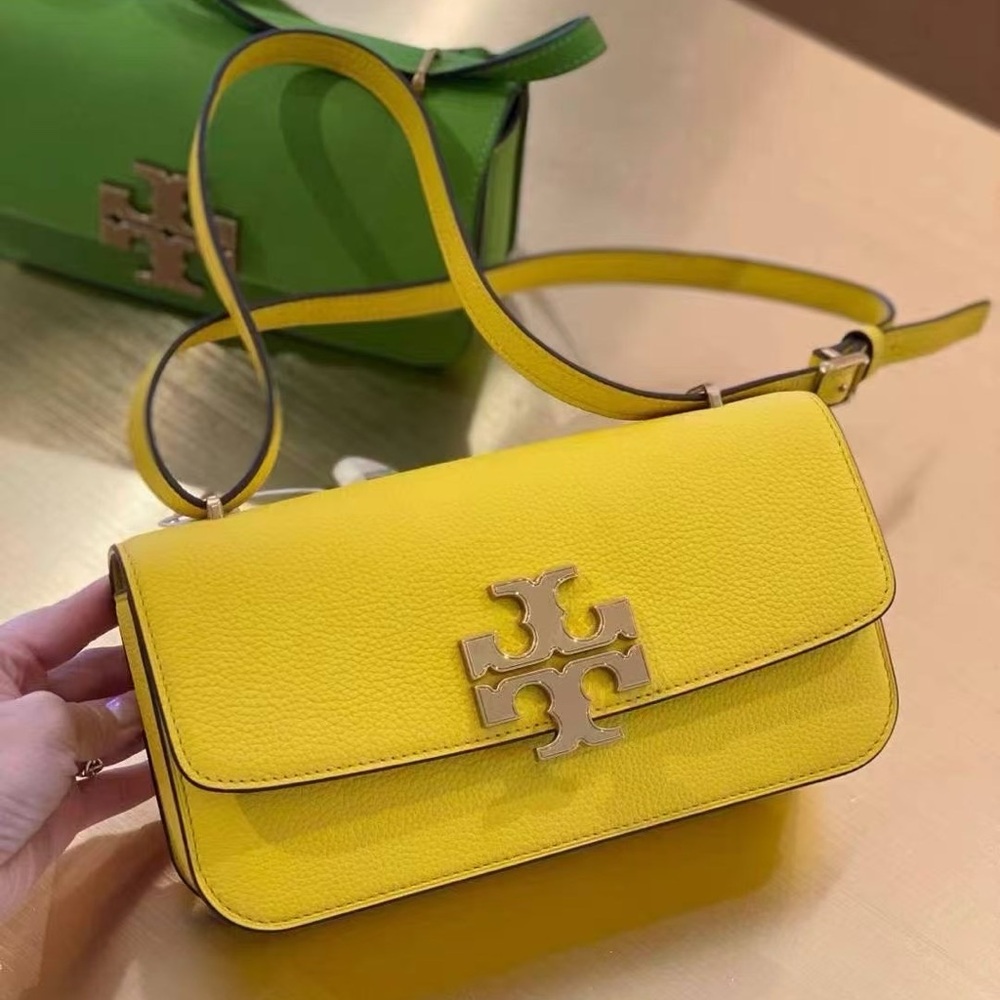 Tory Burch ELEANOR SMALL PEBBLED EAST-WEST SHOULDER BAG